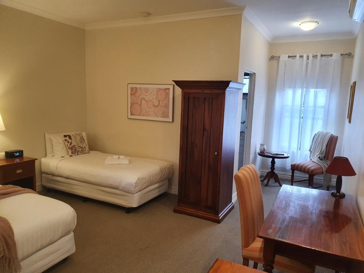 The Lancefield Lodge Lance Field ภายนอก รูปภาพ