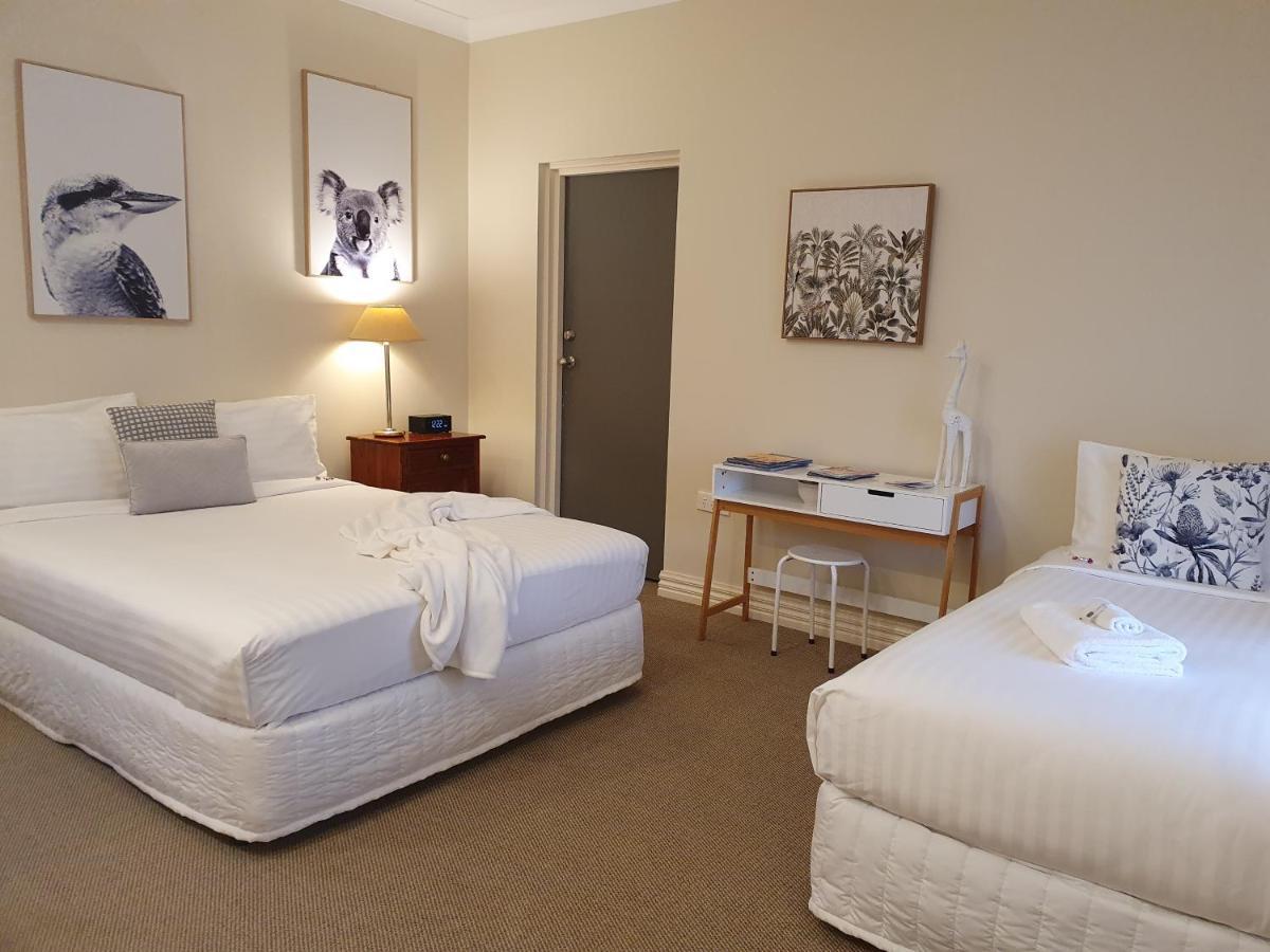 The Lancefield Lodge Lance Field ภายนอก รูปภาพ